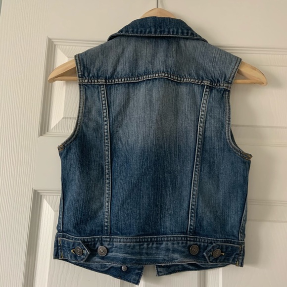 Talula by Aritzia Jean Vest - Picture 2 of 2